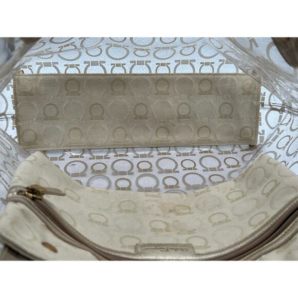 Salvatore Ferragamo Gancini Tote purse cute clear shoulder bag - Picture 11 of 15